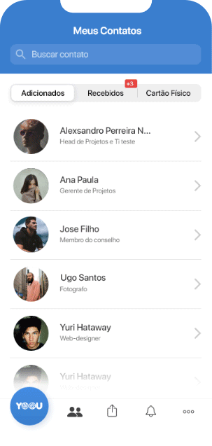 Links interativos para acessar redes sociais e outros aplicativos.
